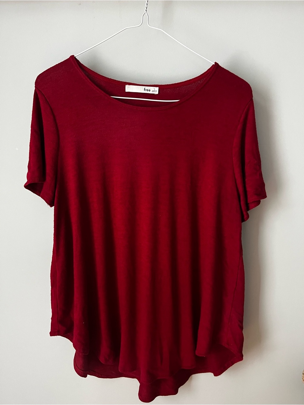 Wilfred Short Sleeve Scoop Neck Tee - Wine